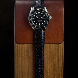 Navy python watch strap band real leather / handmade from real snake skin woman and men's strap / 22 mm, 20 mm, 18 mm, 16 mm, 14 mm, 12 mm image 7