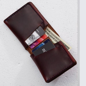 Cartera de piel Horween en Chromexcel burdeos / Billetera plegable para hombre, regalo para él / Cartera minimalista elaborada a partir de una sola pieza de piel Arpa imagen 2