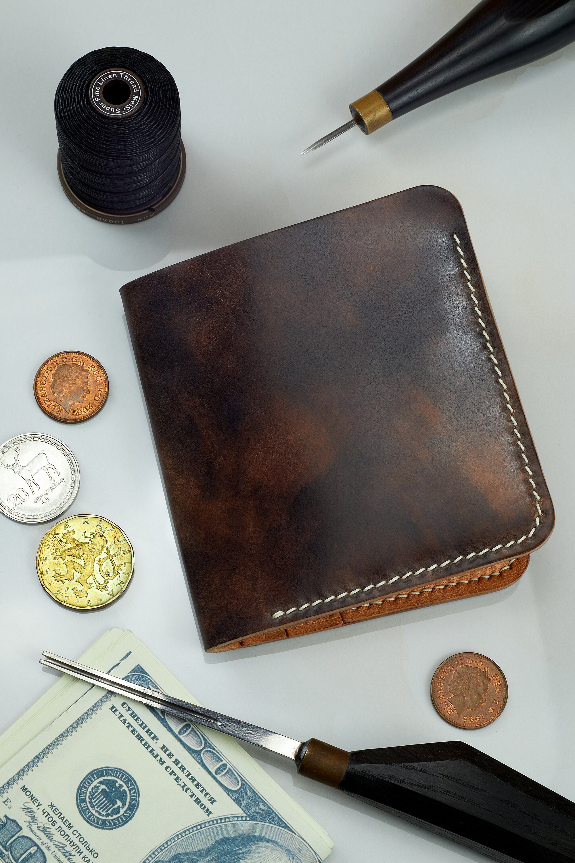 二つ折り財布ロカドミュージアムコードバンハンドメイド