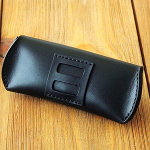 Horween Leather Glasses Case / Eyewear Sleeve / Sunglasses Cover in Chromexcel Black image 5