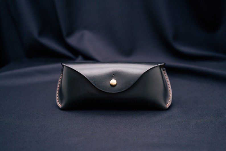 Horween Leather Glasses Case / Eyewear Sleeve / Sunglasses Cover in Chromexcel Black image 2