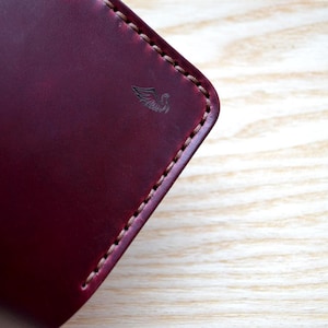 Funda para notas de campo en cuero Horween Chromexcel color burdeos / Funda para diario, cuaderno, pasaporte, Vanguard Cahier