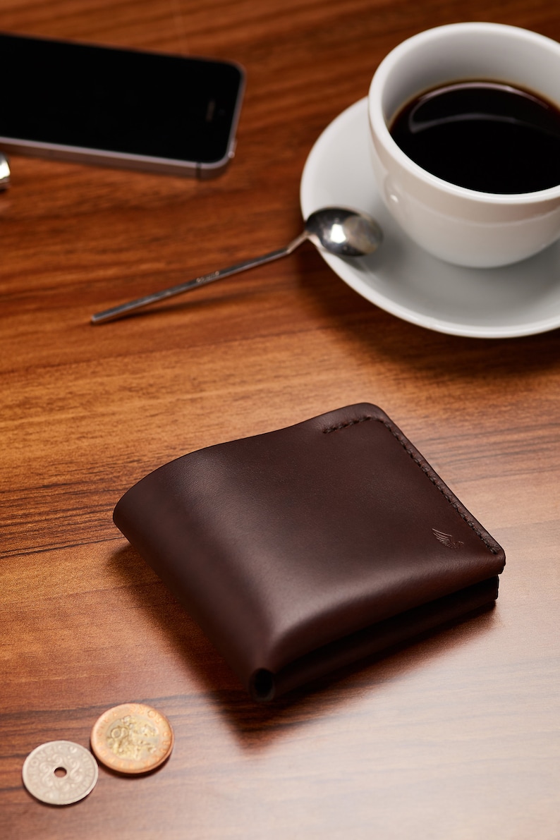 Cartera Horween en piel Chromexcel Marrón / Bifold fabricada en una sola pieza de piel / para hasta 16 tarjetas y efectivo / hecha a mano Arpa imagen 10
