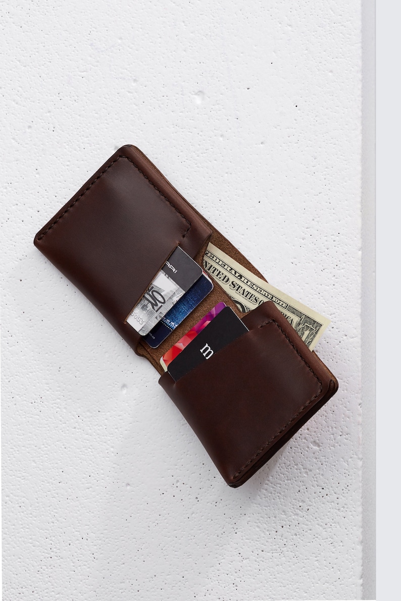 Cartera Horween en piel Chromexcel Marrón / Bifold fabricada en una sola pieza de piel / para hasta 16 tarjetas y efectivo / hecha a mano Arpa imagen 1