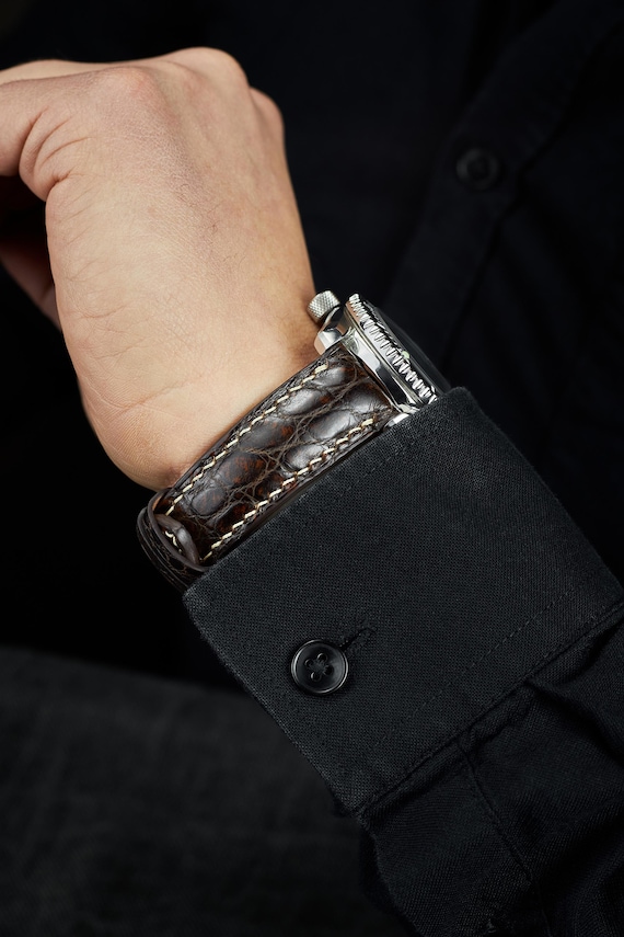 Bracelet De Montre En Cuir Rembourré Bleu Avec Couture Blanche - Tailles 18 à 24 Mm