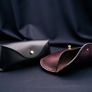 Horween leren brillenkoker / brillenkoker / zonnebrilhoes in Chromexcel Black, Ciel