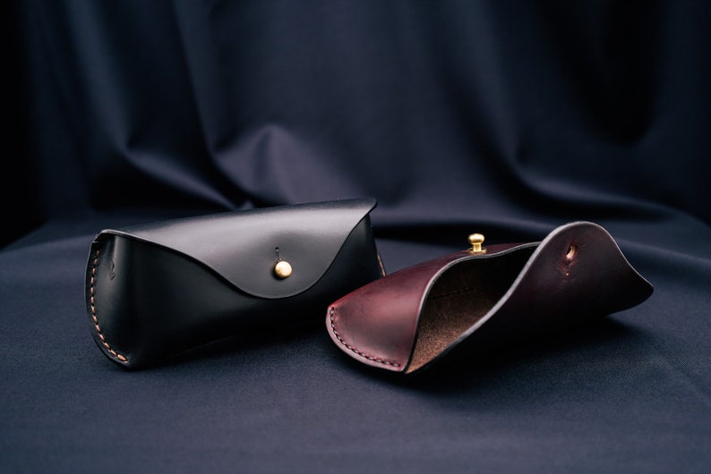 Horween Leather Glasses Case / Eyewear Sleeve / Sunglasses Cover in Chromexcel Black image 1