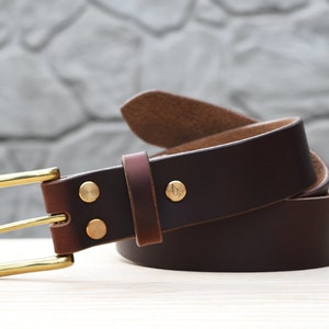 Cintura in pelle Horween Chromexcel bordeaux da 1,5", varie fibbie, cintura larga fatta a mano
