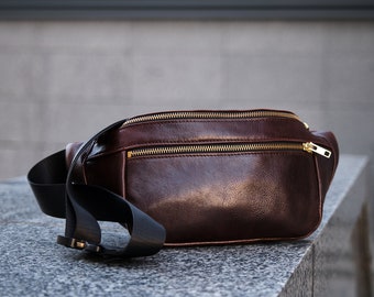 Burgundy Leather Fannypack Crossbody / all leather lining Bum bag / minimalist Leather Waist pack / Chest pouch /3 pockets, brass YKK zipper