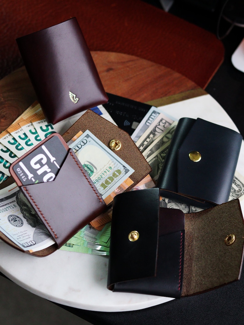 Horween Burgunderrote kompakte Leder Geldbörse für Bargeld und Karten, dreifache Geldbörse aus Chromexcel-Leder Bild 9