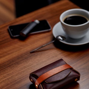 Cartera pequeña de cuero Horween / Estuche burdeos para cualquier cosa / estuche, billetera de bolsillo frontal, monedero / billetera de cuero sin costuras, Era imagen 2