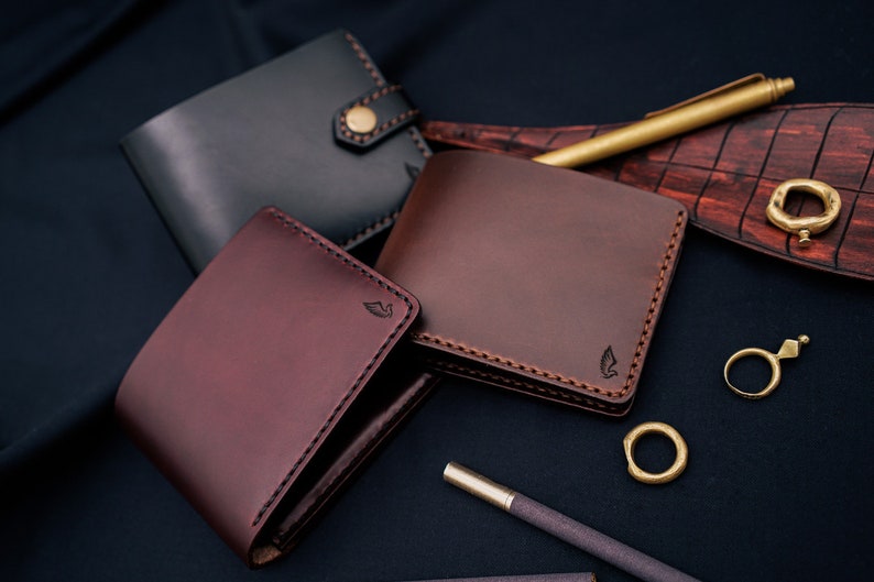 Cartera de cuero para hombre Horween Chromexcel burdeos, con o sin cierre a presión / Monedero delgado con bolsillo para tarjetas y monedas / Bifold monogramado, Archer imagen 7