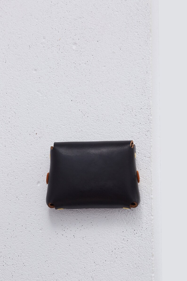 Cartera Horween negra personalizada / Estuche/bolsa pequeña de cuero Chromexcel, billetera de bolsillo frontal, monedero/billetera de cuero sin costuras, Era imagen 8