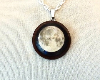 Full Moon Necklace, Planet Jewelry, Moon Pendants, Moon Jewelry, Moon Pendants, Wiccan Jewelry, Celestial Jewelry, Cancer Moon Sign Necklace