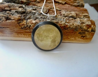 Full Moon Necklace, Moon Jewelry, Full Moon Pendants, Moon Gifts, Planet Jewelry, Celestial Jewelry, Moon Phase Necklace