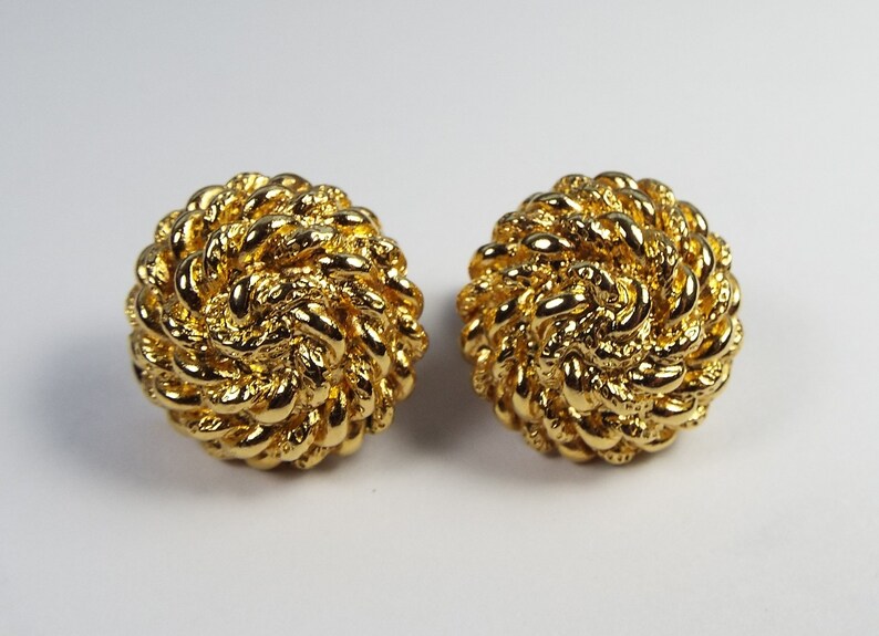 Monet Vintage Small Gold Tone Twisted Rope Style Round Domed Clip On Earrings