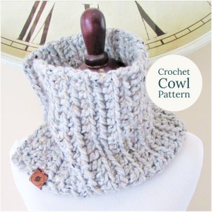 CROCHET PATTERN - Chunky Button Cowl / Winter Scarf