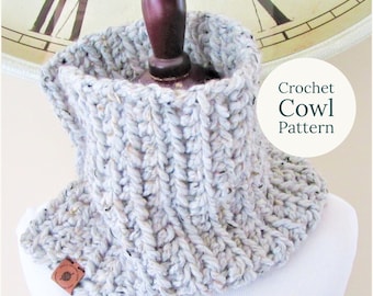 CROCHET PATTERN - Chunky Button Cowl / Winter Scarf