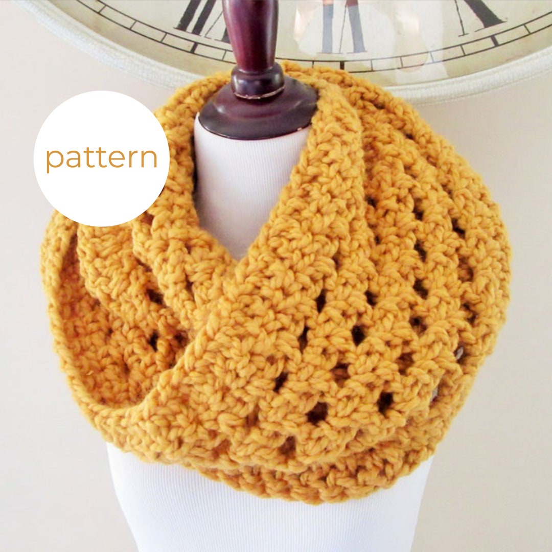 CROCHET PATTERN - Infinity Scarf / Chunky Scarf / Bulky / Yellow - Etsy