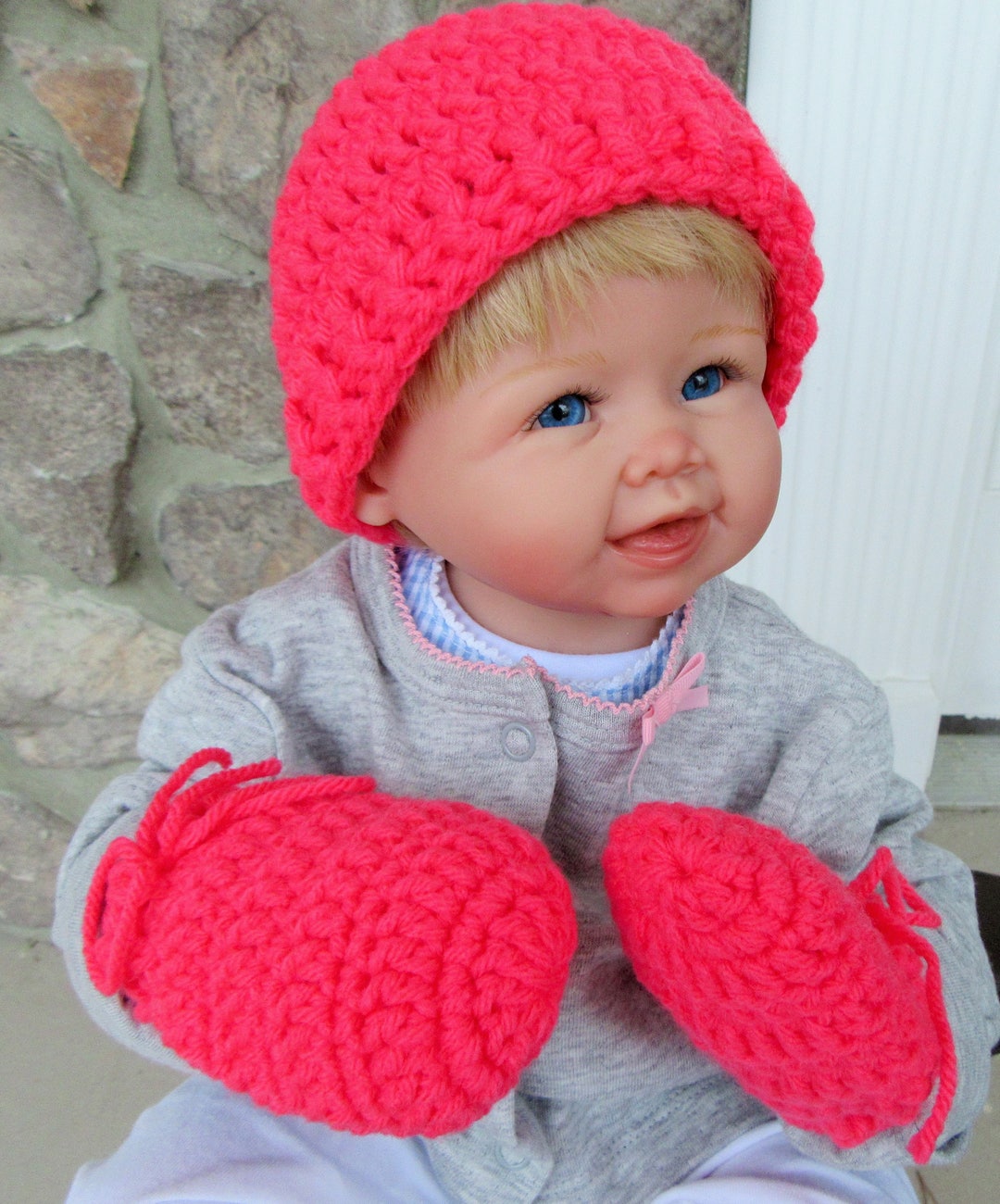 Crochet Baby Hat and Mitts Set - Pink New Baby Gift Set Hand Knit - Etsy