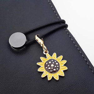 Sunflower Zipper Pull Metal Enamel Gold Tone Zipper Charm Yellow Sunflower Midori Travelers Notebook Clip on Charm Planner Accessories