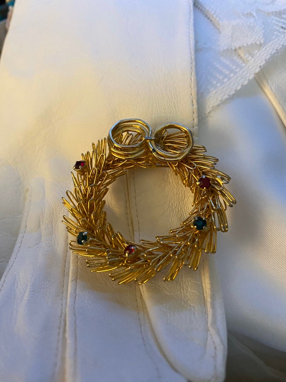 Beautiful Vintage Goldtone Christmas WIRE Wreath … - image 1