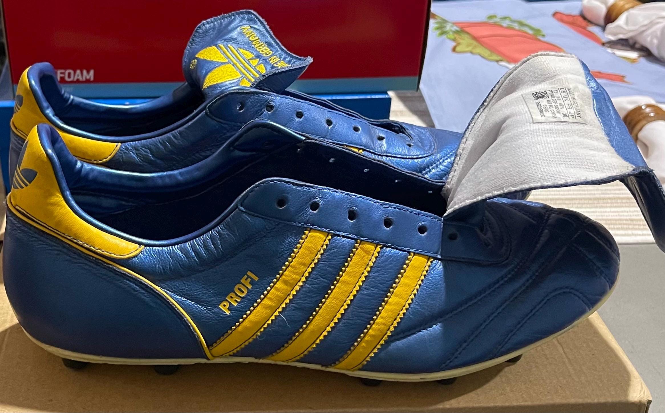 RARE EUC adidas World Cup Made in Germany Soccer Football Kangaroo SG 10 adidas Men main image 2