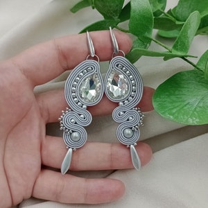 Boucles d'oreilles longues en argent, boucles d'oreilles longues en gris, boucles d'oreilles longues en cristal, boucles d'oreilles longues image 1