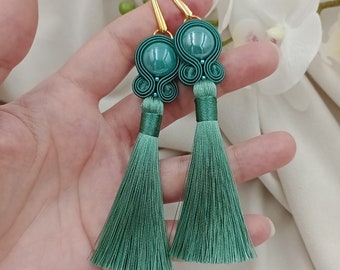 Soutache Ohrringe grün Smaragd schwarz tassel,ohrringe mit langen gruenen quasten, boho ohrringe, maxi schmuck, boho hippie ohrringe