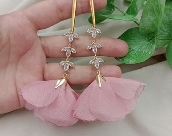 Powder rose earrings, boho chic earrings, chiffon earrings, flower chiffon earrings, delicate boho jewellery, boho feather