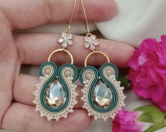 Pendientes soutache, pendientes soutache, pendientes largos, esmeralda larga, pendientes verdes largos, clips verdes, blusa esmeralda