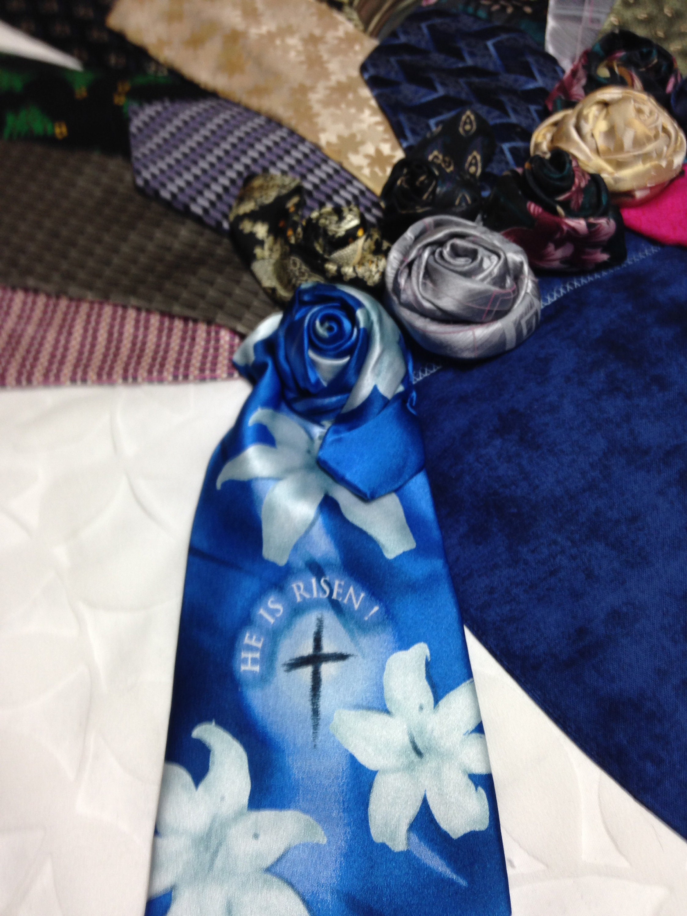 necktie hanger