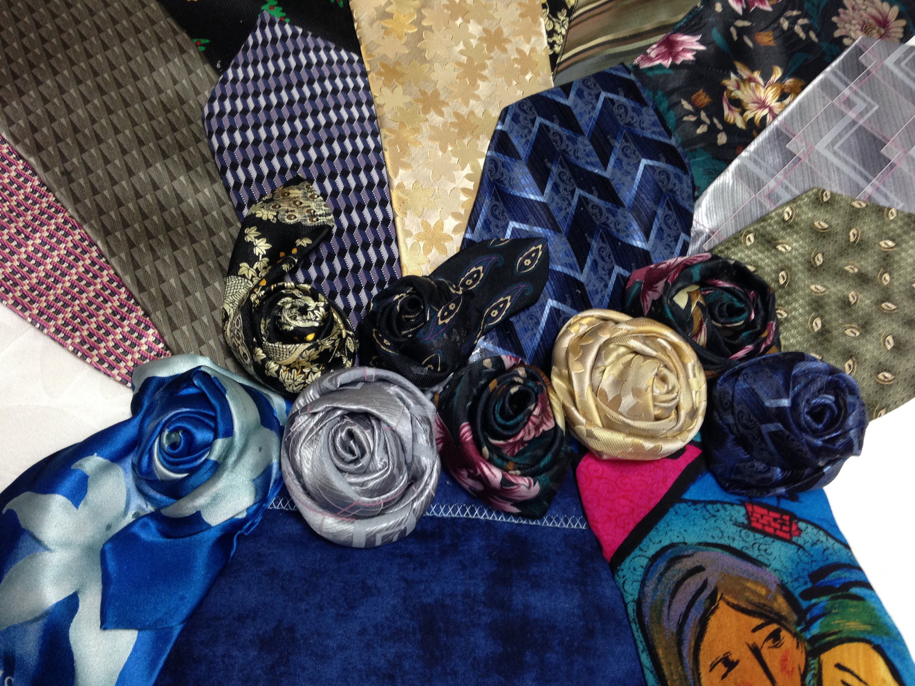 necktie hanger