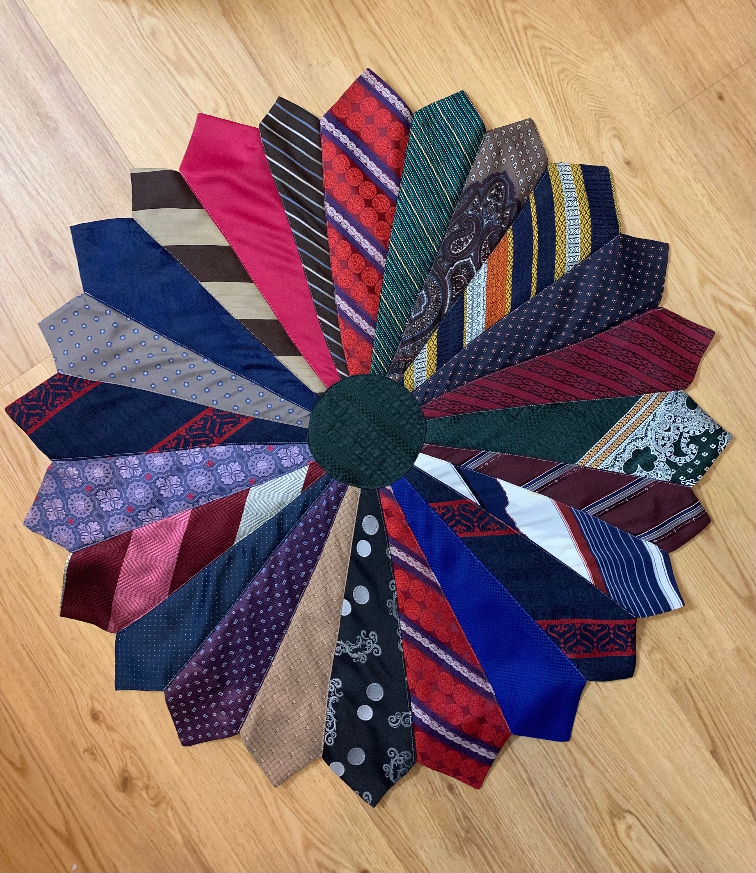necktie table topper instructions
