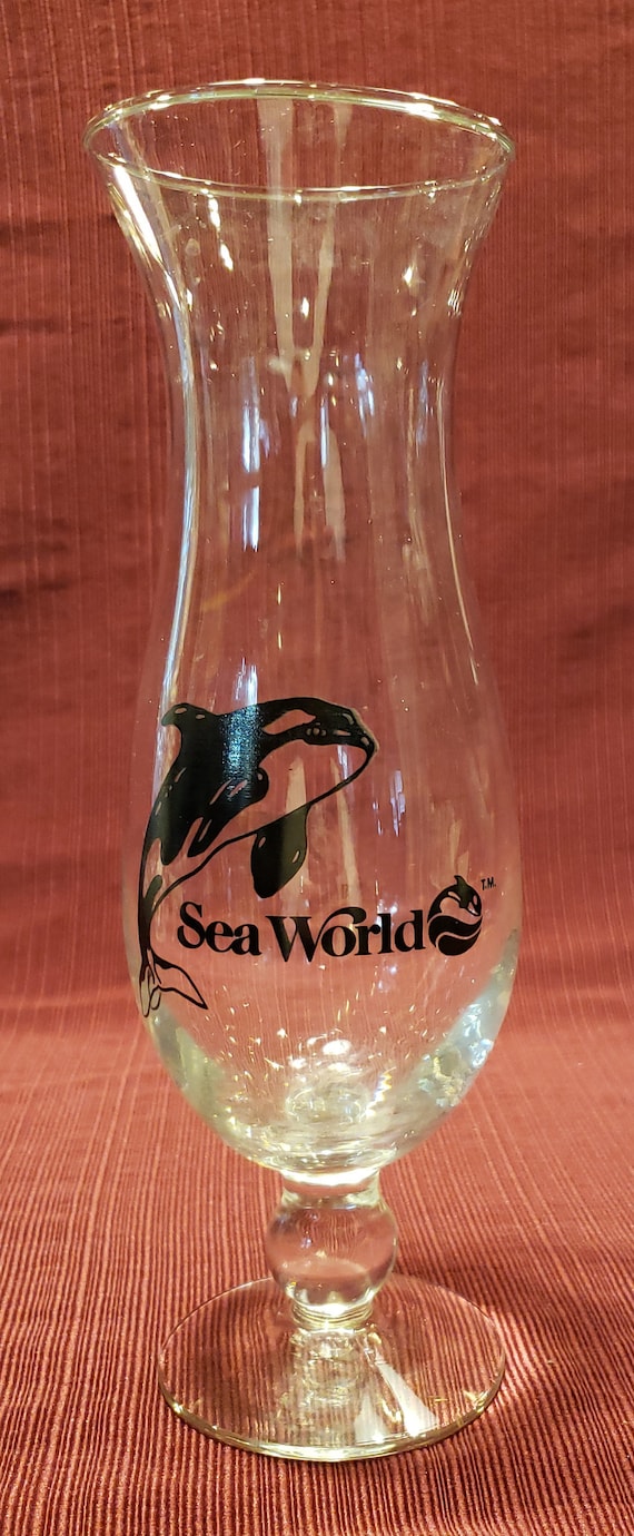 Vintage Souvenir Clear Hurricane Glass From Sea World Featuring