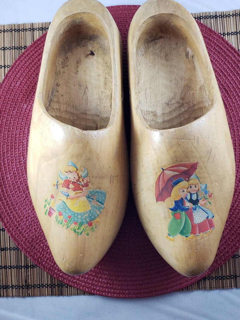 Pair of Vintage Unsigned Souvenir Wooden Dutch Clogs/shoes - Etsy