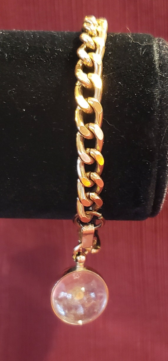 Vintage Unsigned Gold Colored Links Chunky Bracel… - image 1