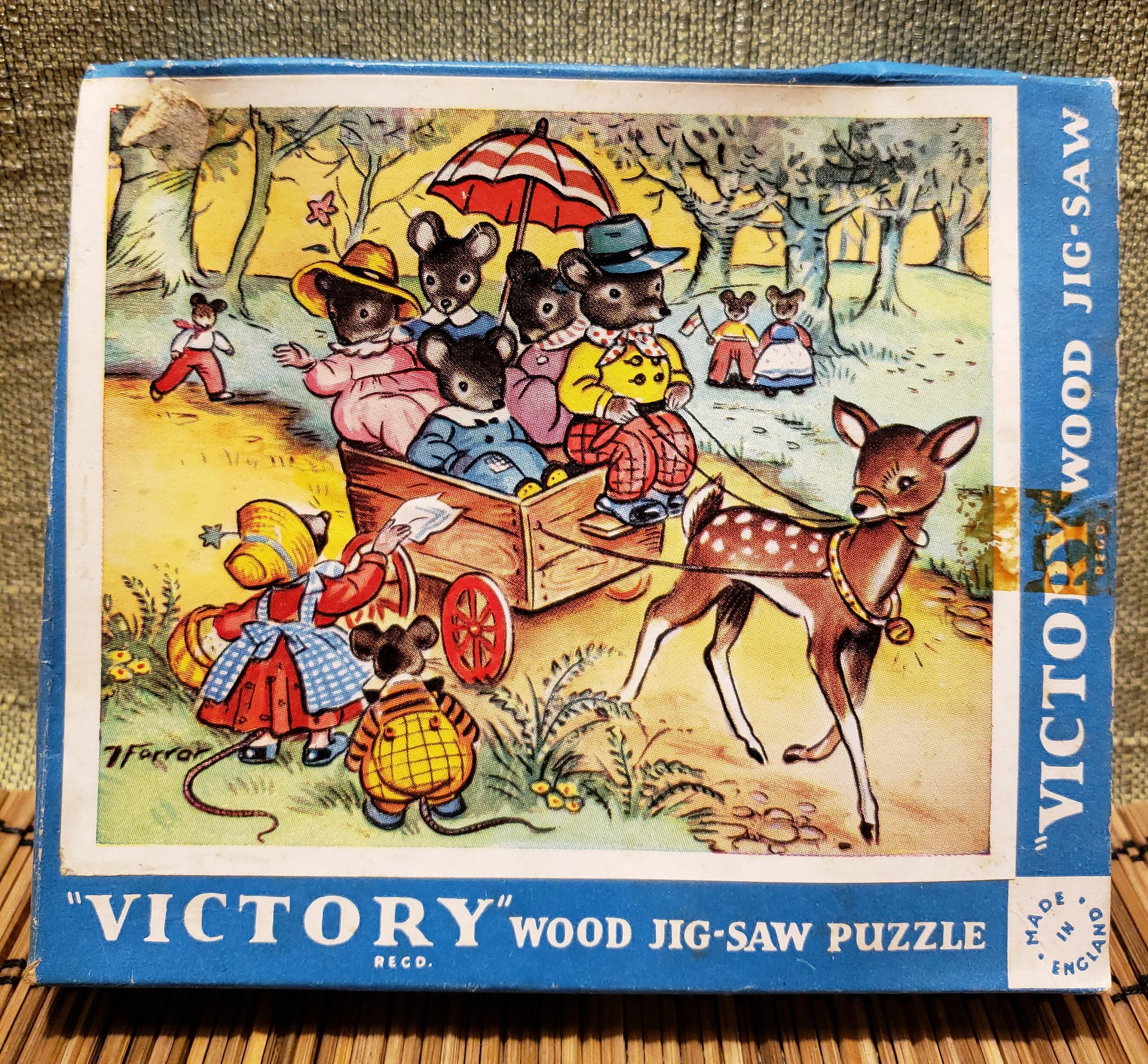 Vintage Victory Wood Jigsaw Puzzle in Original Box Featuring Etsy