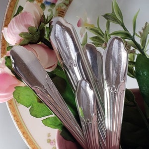 1938 ULTRA Service for 4, Five piece place settings, Vintage Wm Rogers silverplate flatware, Antique 1930s Art Deco silverware set