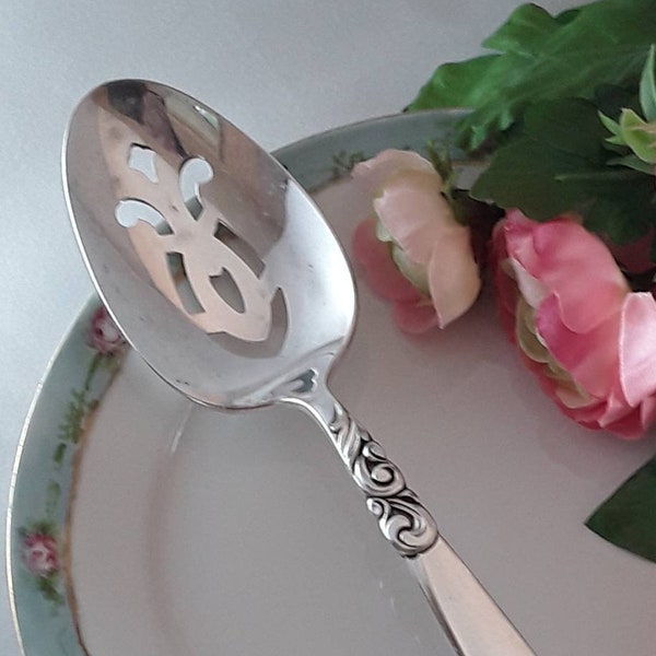 1955 SOUTH SEAS Pierced Serving Spoon, Community, Vintage silverplate flatware, silverware, Art Deco, Tablespoon, Community Plate