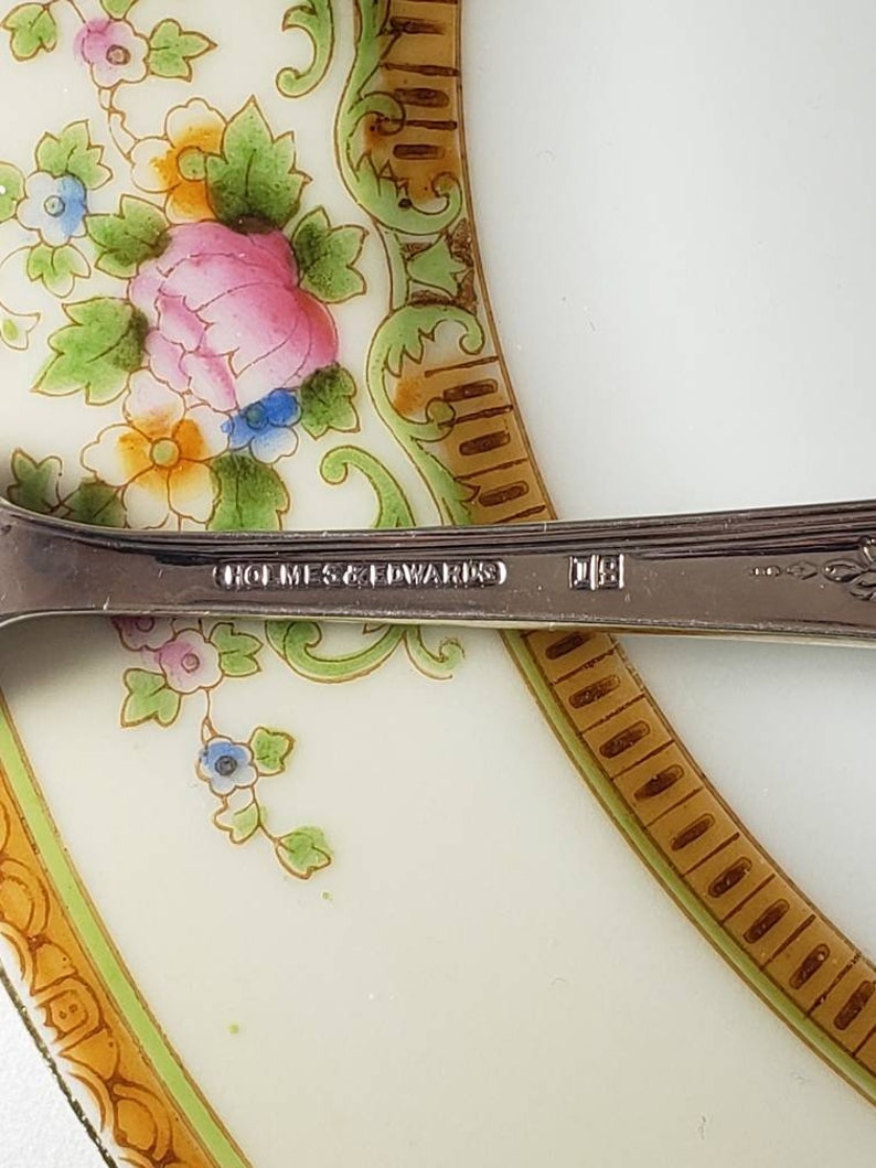 2 Butter Spreaders Vintage silverware Butter Knives Vintage Holmes and Edwards silverplate flatware 1940 YOUTH 1940s silver plate