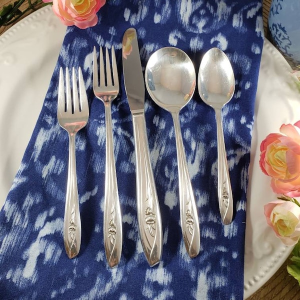 1956 SILVER TULIP Service for 4, Five piece place settings, Vintage International Silver silverplate flatware, Antique 1950s silverware set