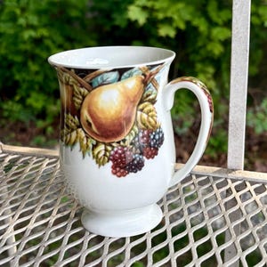 VINTAGE! Wren Giftware Trellis Fruit Fine Bone China Coffee Mug, designed by Carol Gilman