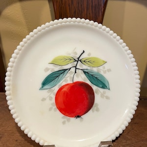 VINTAGE! Westmoreland Milchglas Teller mit Apfelmotiv