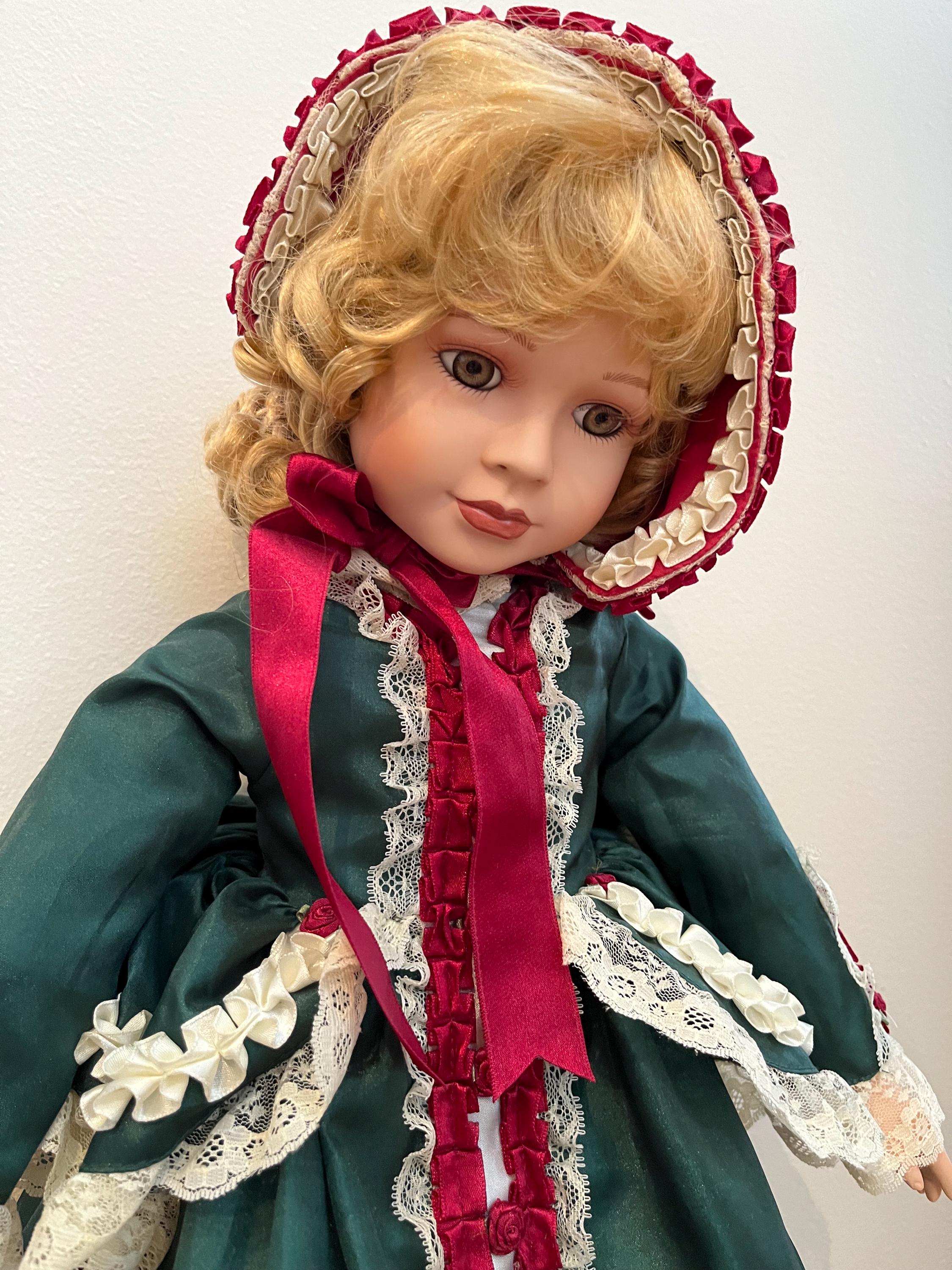 Iwatsuki Retro Pottery Doll Woman Vintage Green Dress | eBay