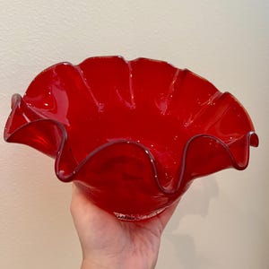 VINTAGE! Fenton Glass Ruby Red Frilled Candy Dish