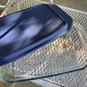 VINTAGE! Pyrex 3 QT Casserole Dish 9x13