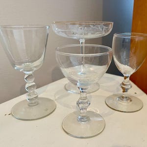 VINTAGE ! 4 verres à alcool dépareillés