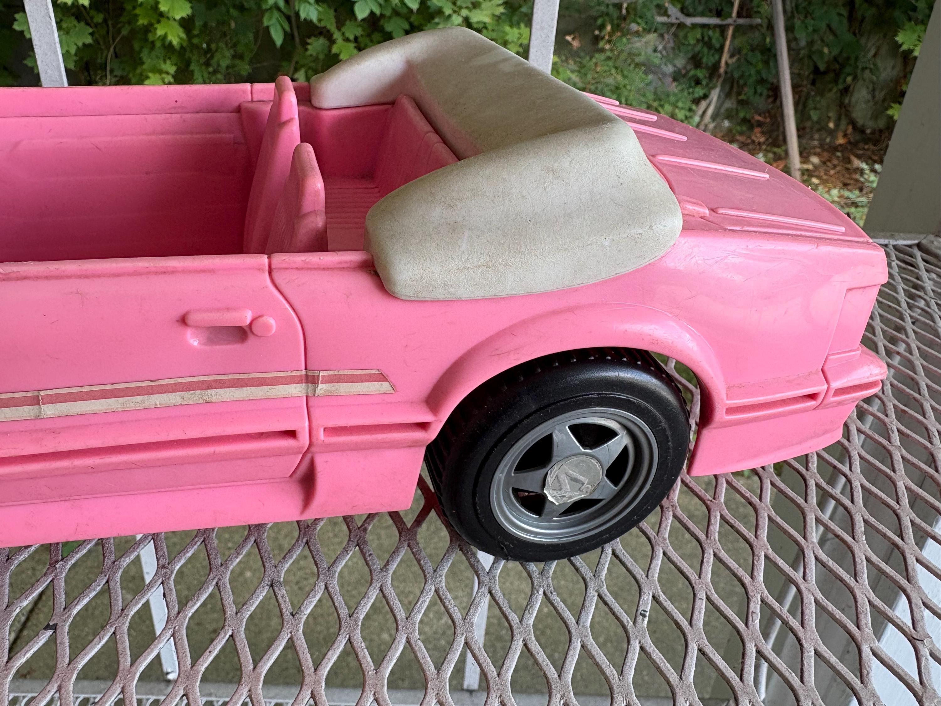 Ancienne voiture Barbie mustang cabriolet - Jeux & Jouets