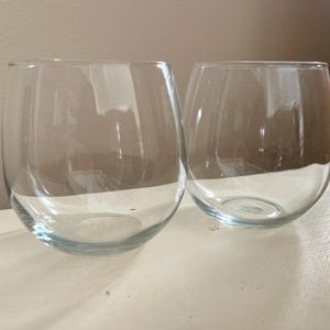 VINTAGE! Clear Stemless Wine Glasses